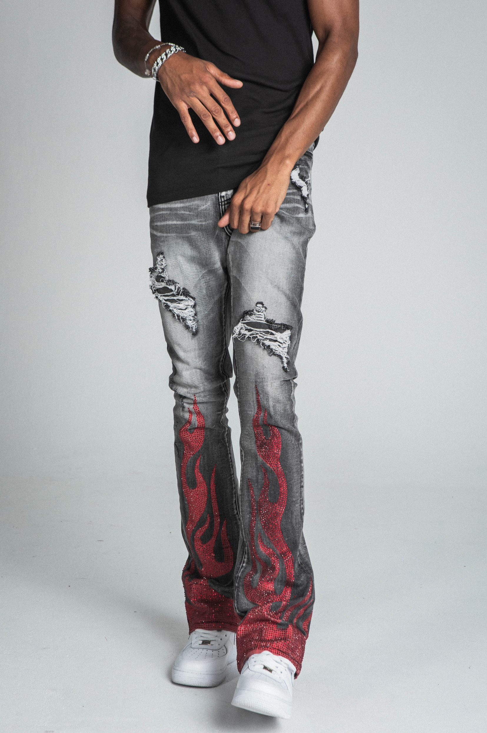 AJ23SK FLAME RHINESTONE STACKED JEANS