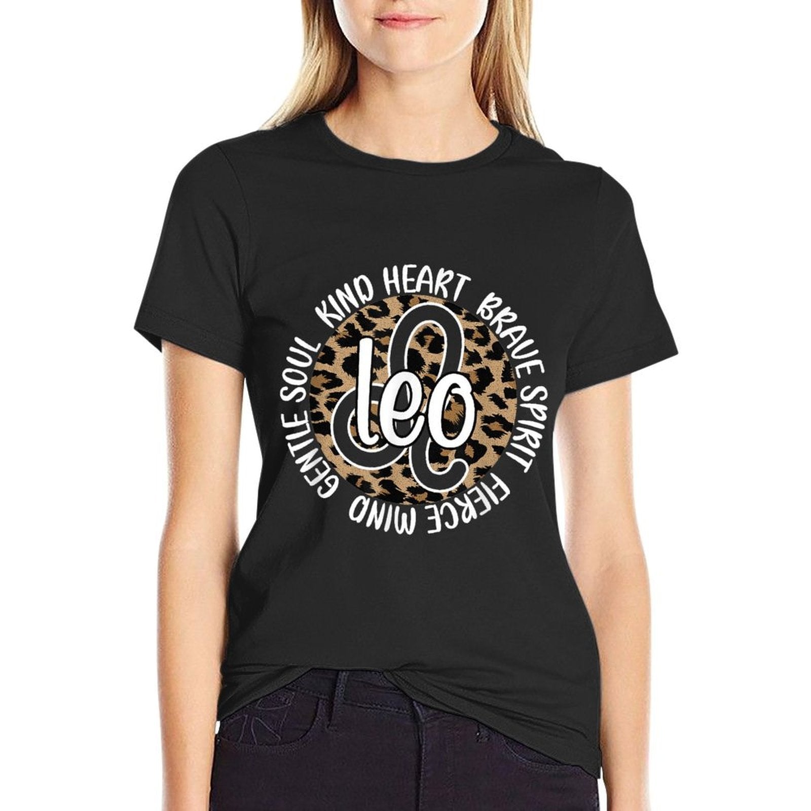 Leo Zodiac Sign Leo Horoscope Astrology July August  Classic T-Shirt
