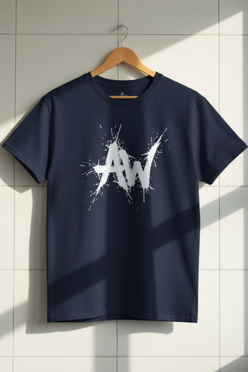 Hanging navy tee