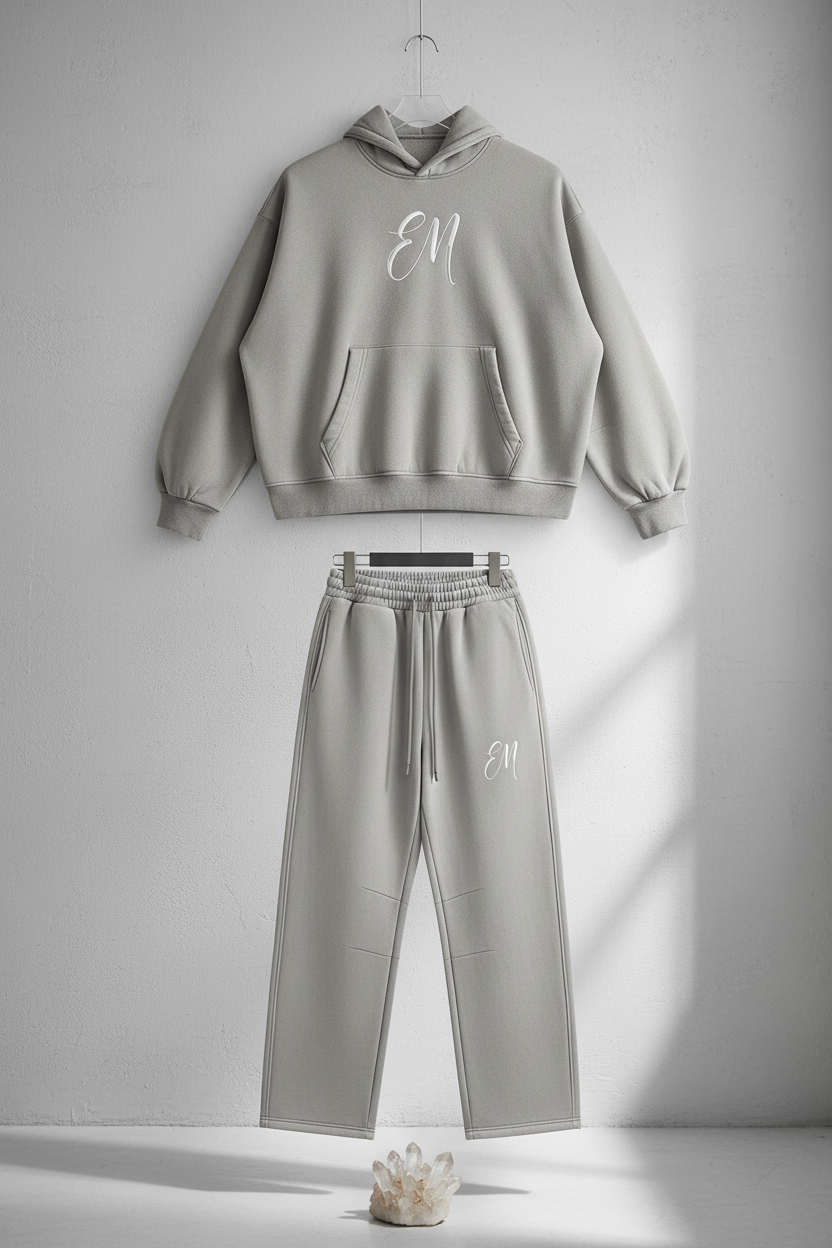 Hanging straight-leg EM tracksuit